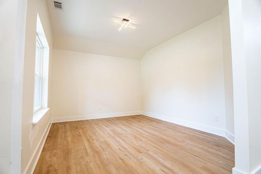 Spacious, unfurnished interior of a new home in , Loganville (Image 24).