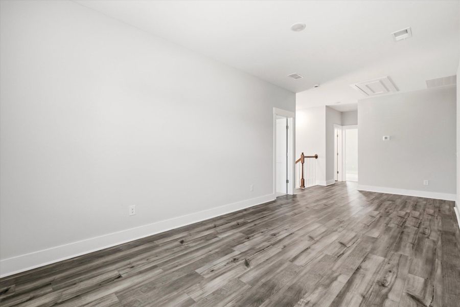 Spacious, unfurnished interior of a new home in Nexton - Midtown - The Village Collection, Summerville (Image 34).