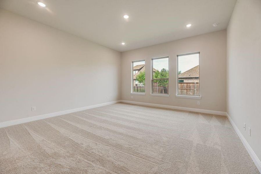 Spacious, unfurnished interior of a new home in Bayside, Rowlett (Image 19).