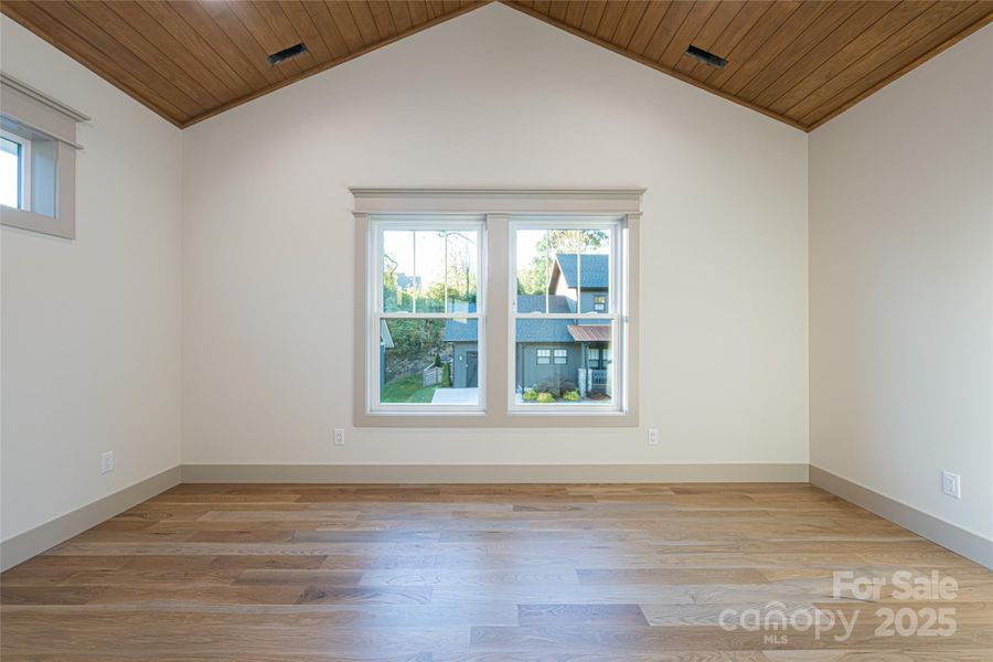Spacious, unfurnished interior of a new home in , Asheville (Image 20). Spacious, unfurnished interior of a new home in , Asheville (Image 20).