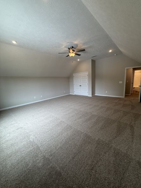 Spacious, unfurnished interior of a new home in Fox Run, Manchester (Image 16). Spacious, unfurnished interior of a new home in Fox Run, Manchester (Image 16).