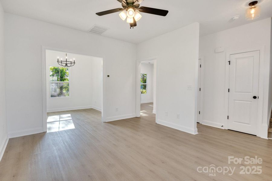 Spacious, unfurnished interior of a new home in , Statesville (Image 10).