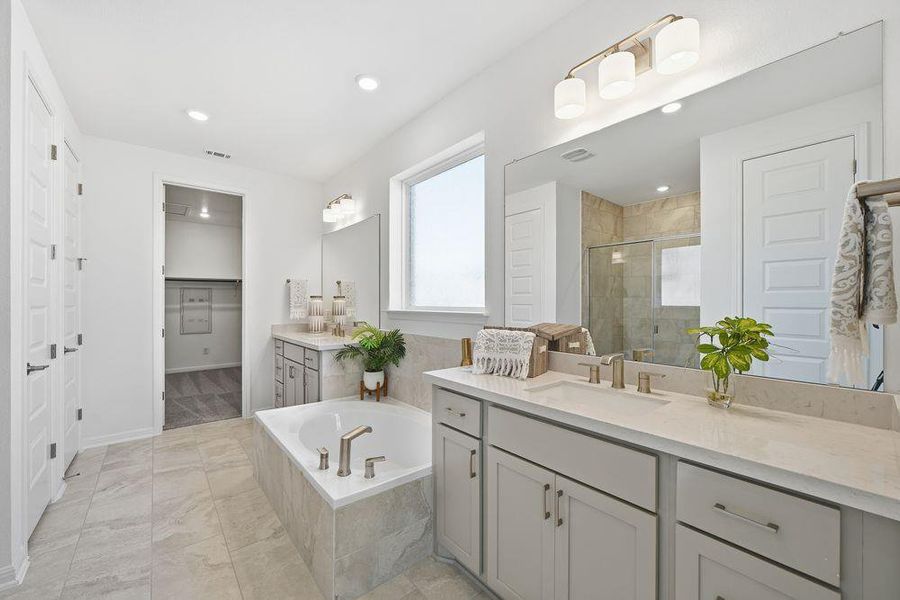 1800 Plum Tree Way ~ Ready Now! 1800 Plum Tree Way ~ Ready Now!