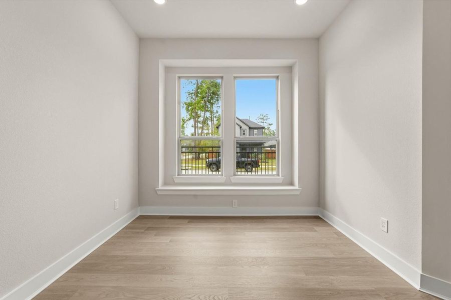 Spacious, unfurnished interior of a new home in , Montgomery (Image 18).