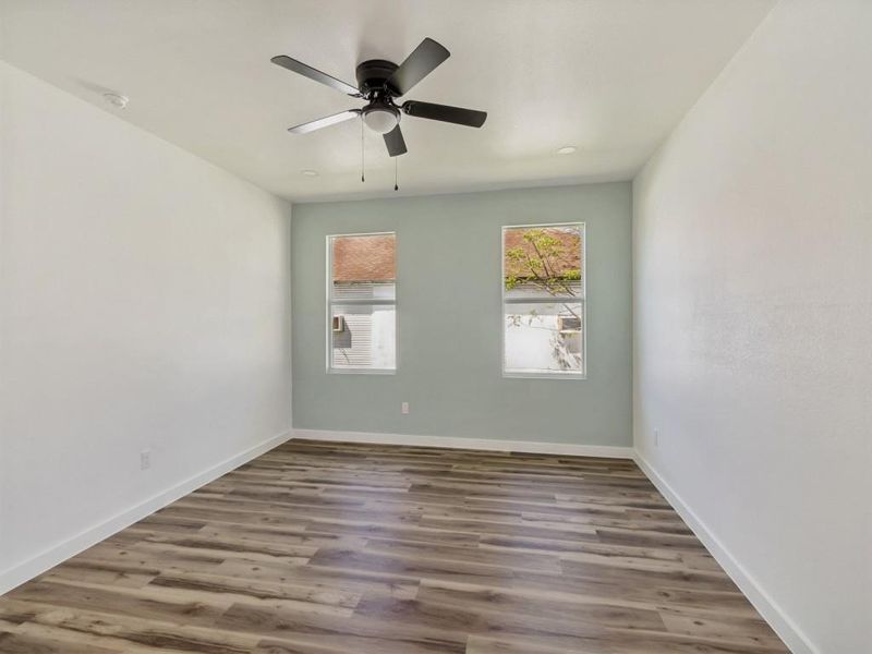 Spacious, unfurnished interior of a new home in , Dallas (Image 28).