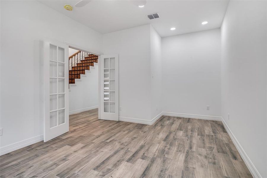 Spacious, unfurnished interior of a new home in , Mabank (Image 18).