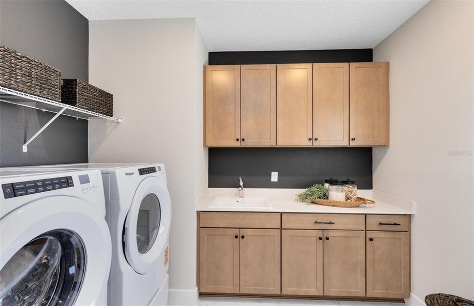 Close-up of interior finishes inside a home in Parkside Trails, Clermont (Image 19).