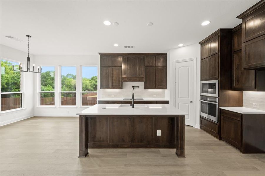 5410 Stone- Kitchen-1 5410 Stone- Kitchen-1