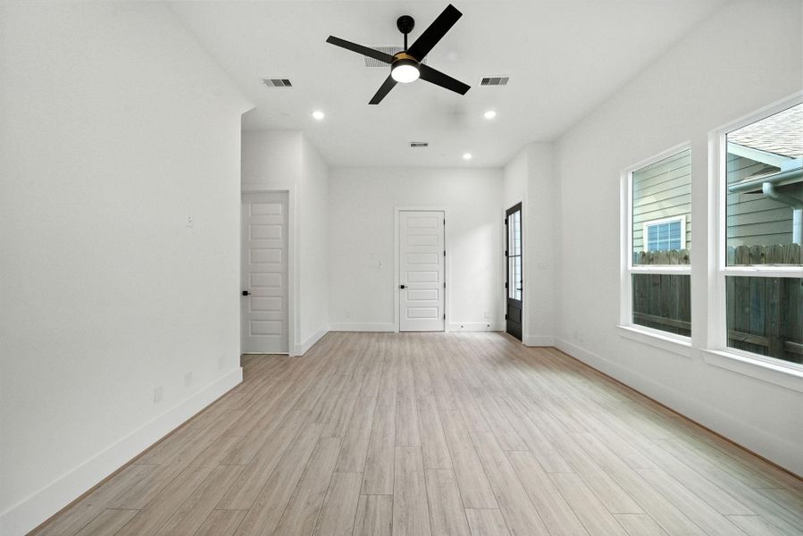 Spacious, unfurnished interior of a new home in , Houston (Image 28). Spacious, unfurnished interior of a new home in , Houston (Image 28).