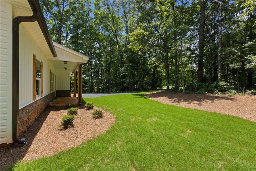 Exterior details and patio area of a home in , Cedartown (Image 24).