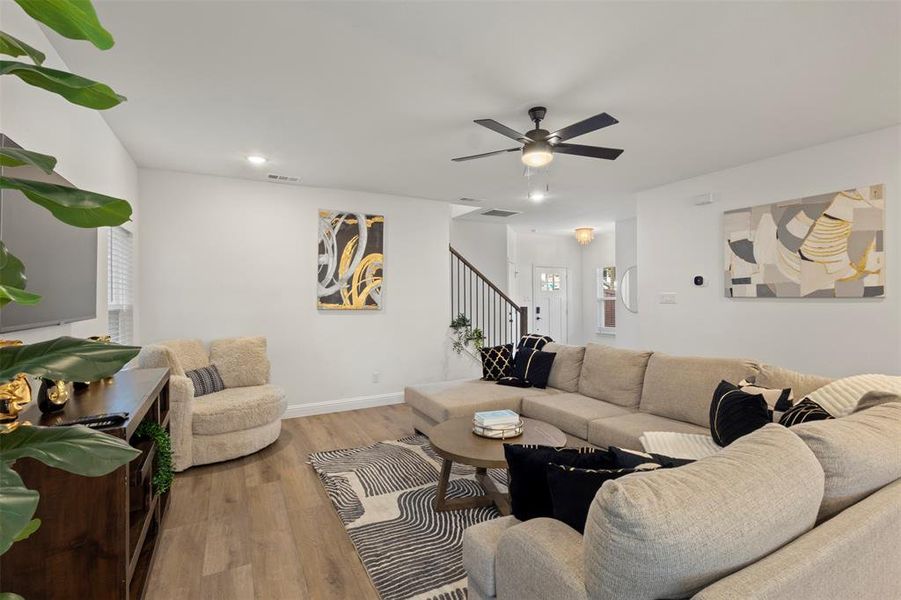 Furnished interior view inside a new home in , Dallas (Image 5).