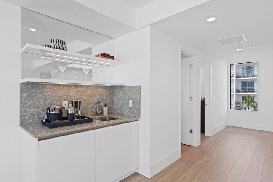 408 Southeast 2nd St - 70.jpg-SMALL