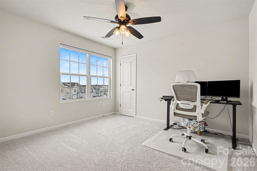 Image 27 of a home in .