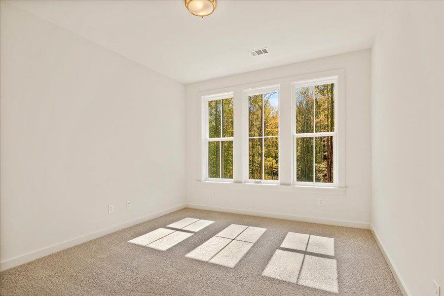 Spacious, unfurnished interior of a new home in , Gainesville (Image 44).