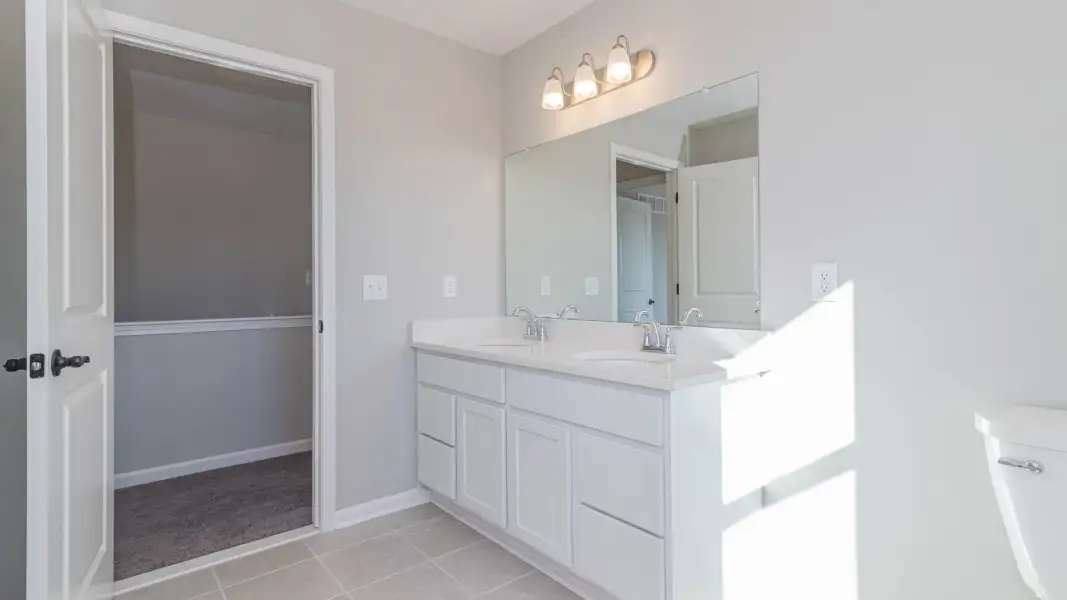 Representative furnished interior of a home built from the The Winslow by Norfolk Homes in Offsite Builds Southern Michigan, Ann Arbor (Image 47).
