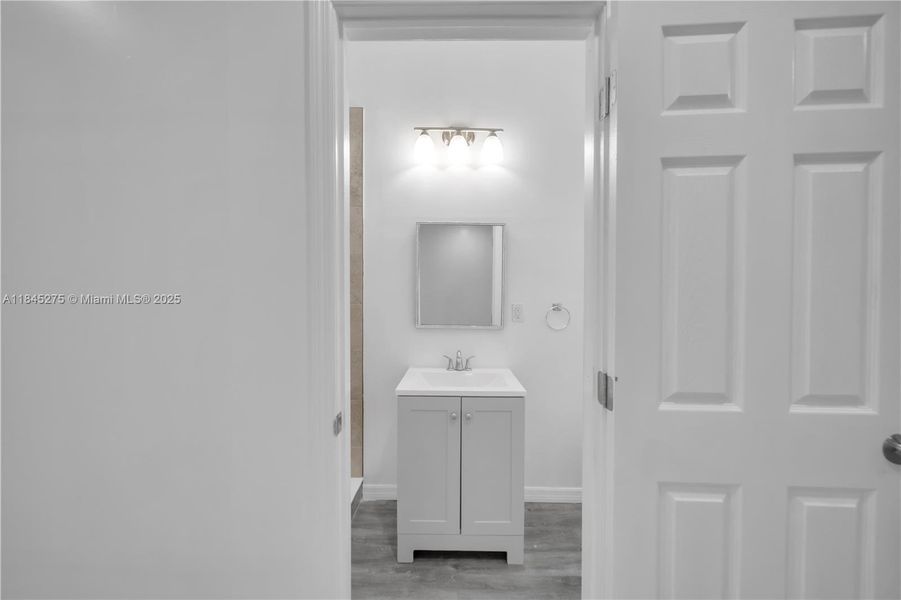 Image 26 of a home in .