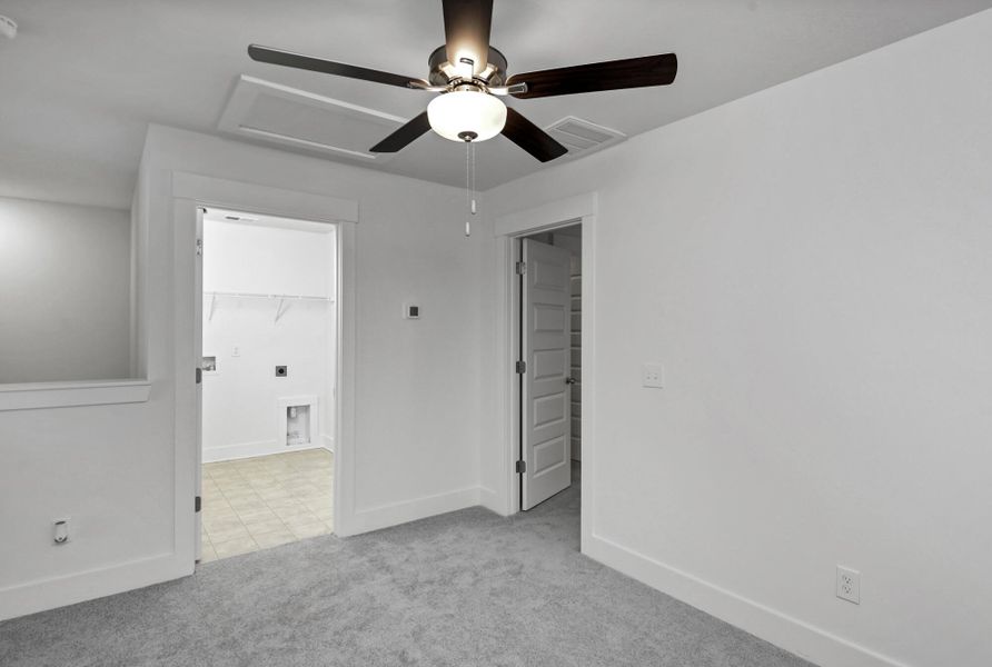 Spacious, unfurnished interior of a new home in Lake Carolina Townhomes, Columbia (Image 32).