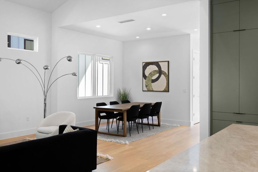 Furnished interior view inside a new home in , Austin (Image 27). Furnished interior view inside a new home in , Austin (Image 27).