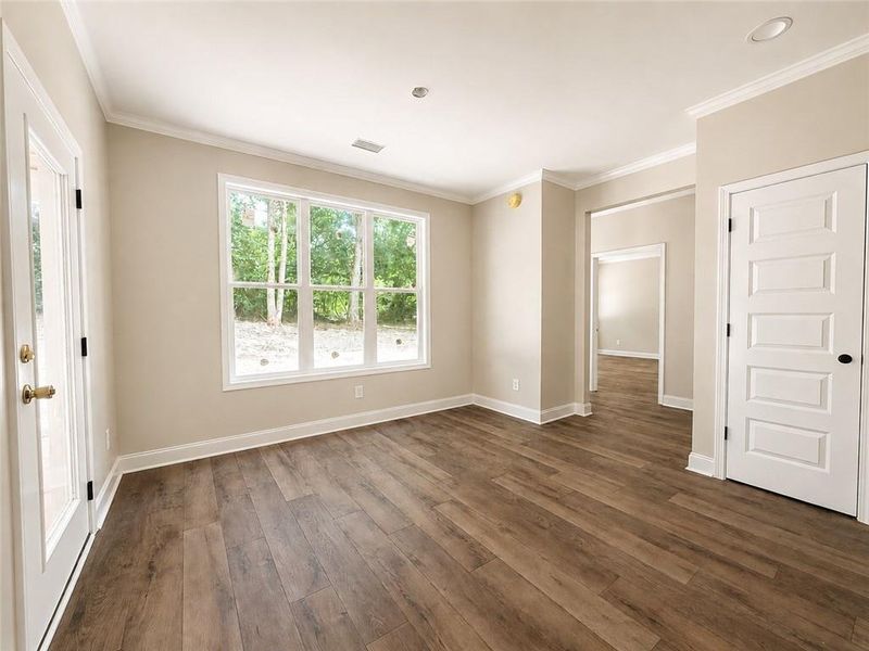 Spacious, unfurnished interior of a new home in , Nicholson (Image 14).