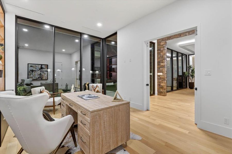 Furnished interior view inside a new home in , Dallas (Image 6).