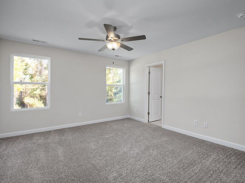 Spacious, unfurnished interior of a new home in Woodland Crossing, Zebulon (Image 18).