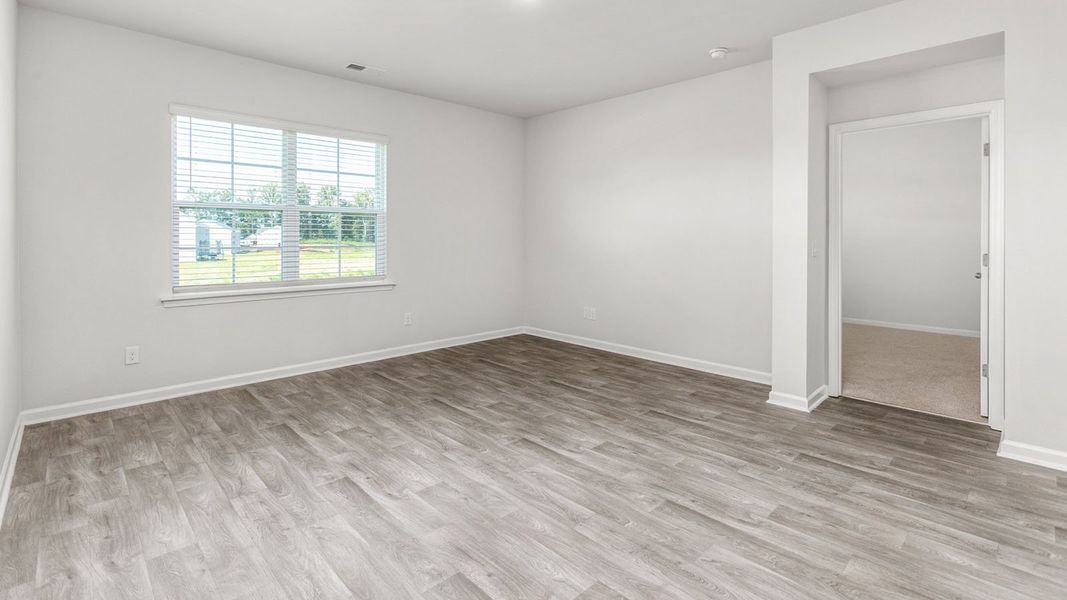 Spacious, unfurnished interior of a new home in Waverly Place, Linwood (Image 17).