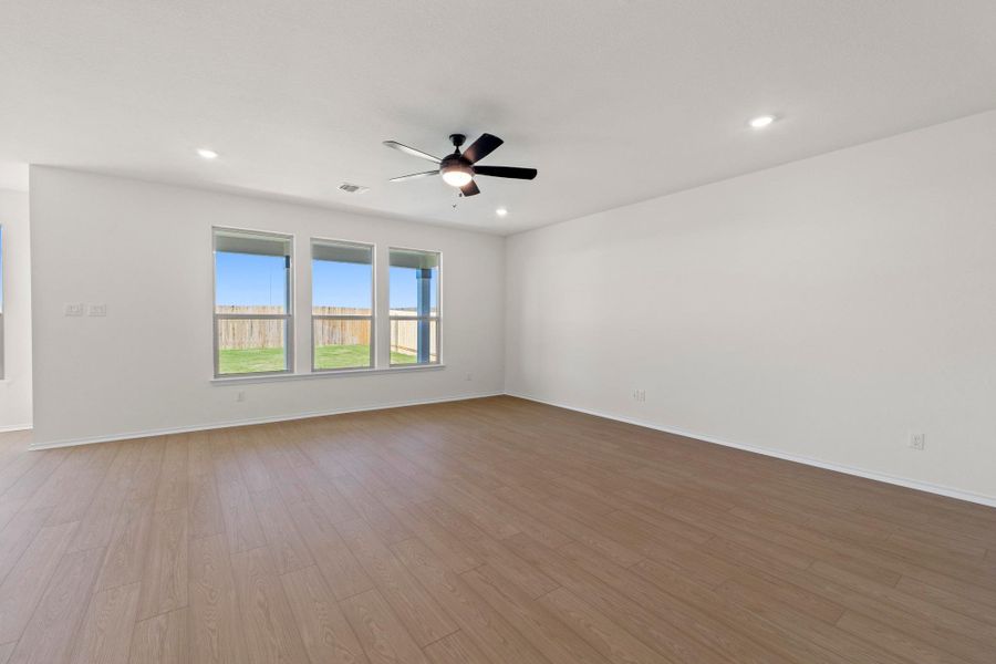 Spacious, unfurnished interior of a new home in Salerno - Classic Collection, Round Rock (Image 34).