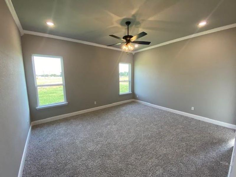 Spacious, unfurnished interior of a new home in , Reno (Image 17).