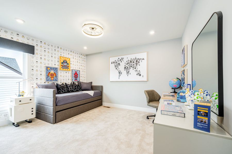 Representative furnished interior of a home built from the Beckett by Fischer Homes in Veranda Manor, Canton (Image 49).