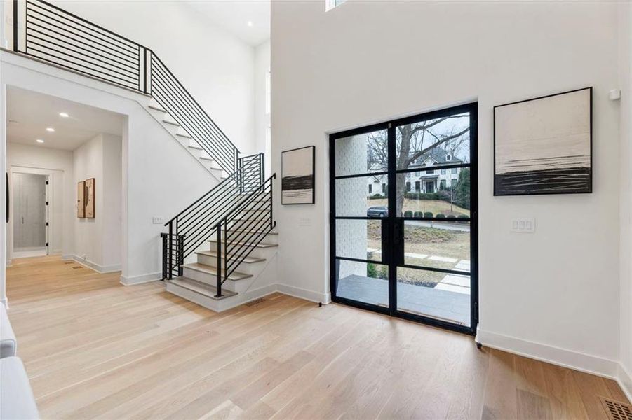 Spacious, unfurnished interior of a new home in , Sandy Springs (Image 25). Spacious, unfurnished interior of a new home in , Sandy Springs (Image 25).