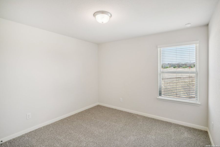 Spacious, unfurnished interior of a new home in Arcadia Ridge - Premier Series, San Antonio (Image 18).