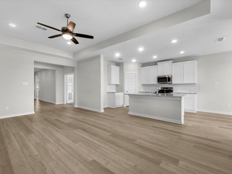 Spacious, unfurnished interior of a new home in Mason Woods, Cypress (Image 12). Spacious, unfurnished interior of a new home in Mason Woods, Cypress (Image 12).