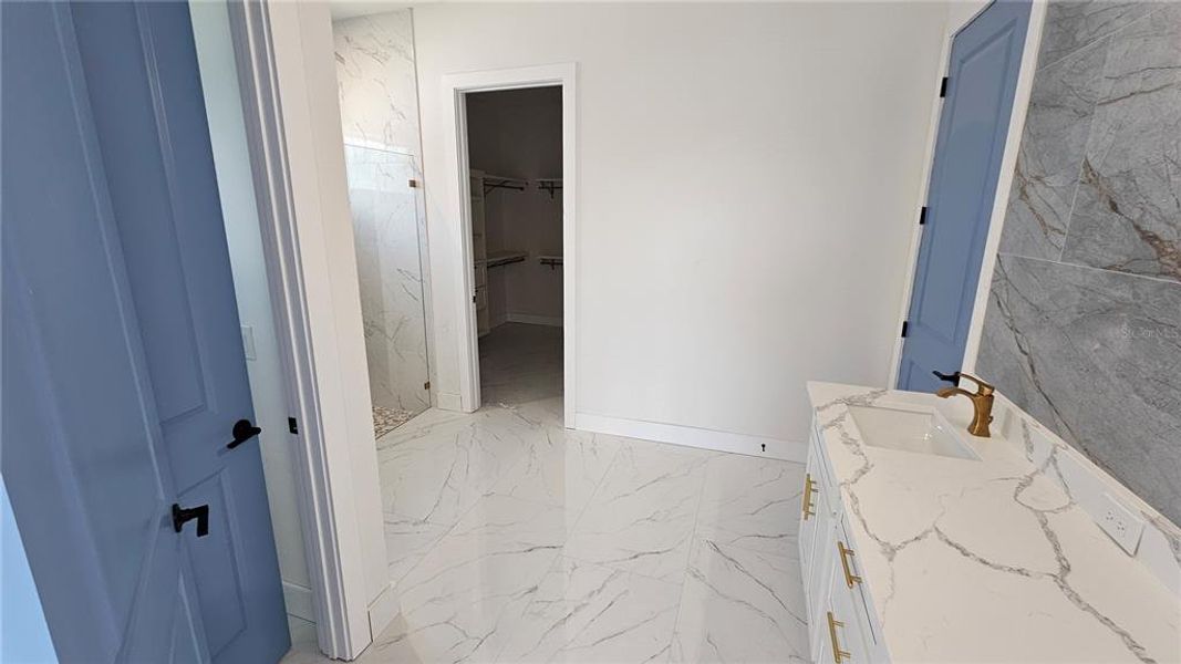 Image 35 of a home in .