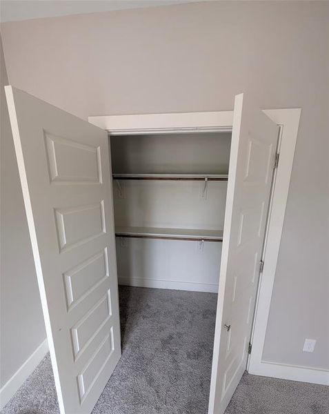 Spacious, unfurnished interior of a new home in , Dallas (Image 9).