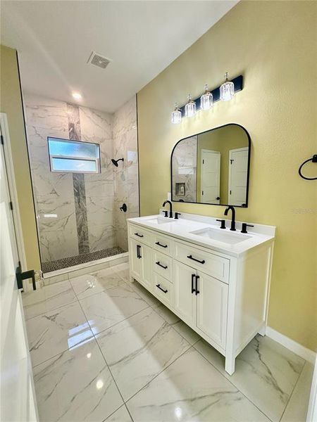 Furnished interior view inside a new home in , Lake Wales (Image 15).