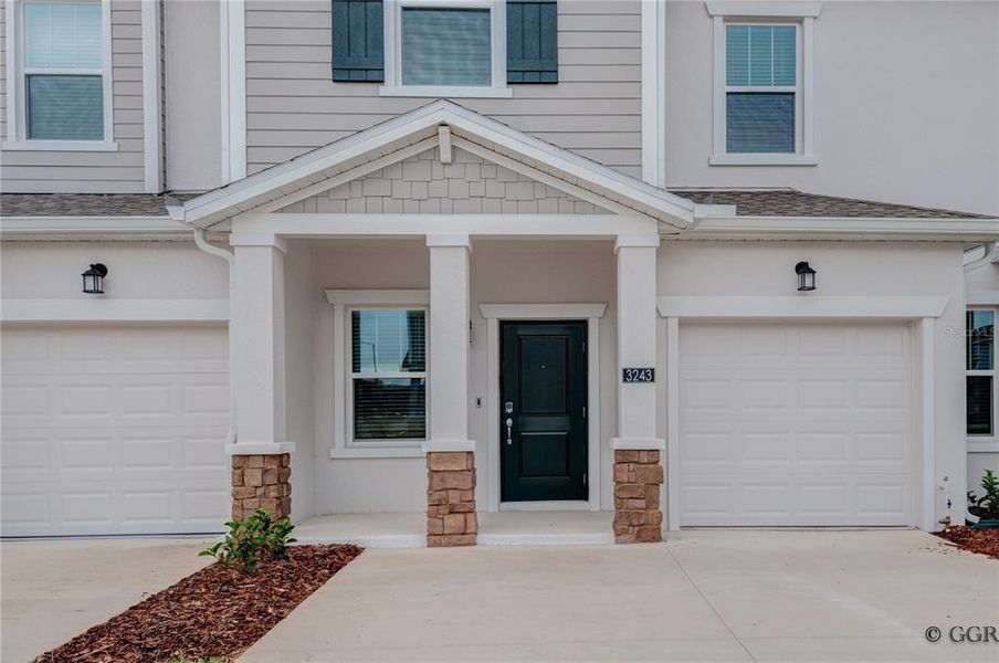 Exterior details and patio area of a home in , Davenport (Image 16).