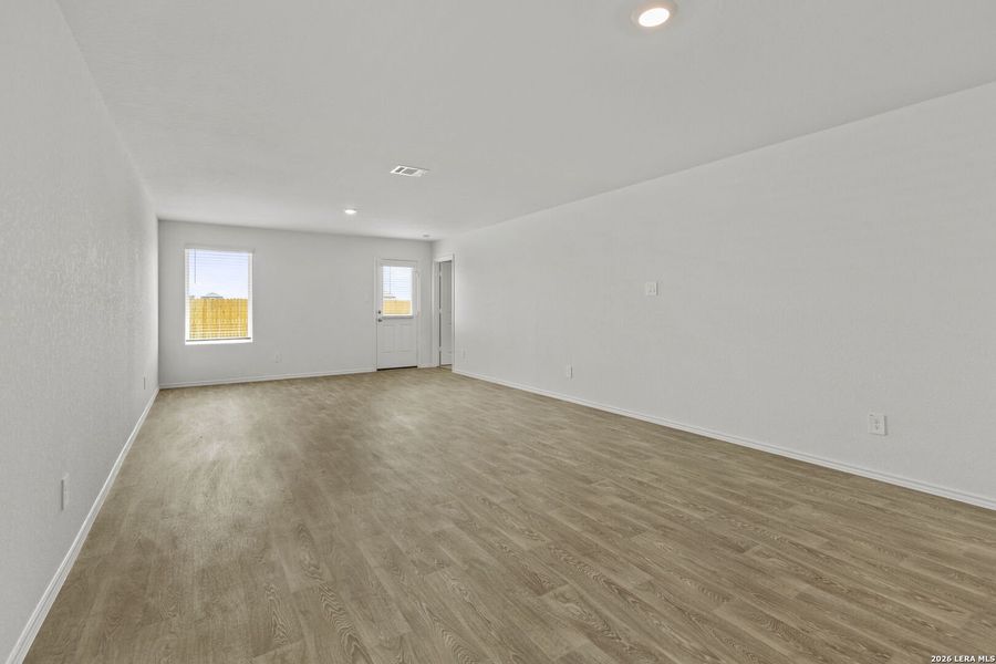 Spacious, unfurnished interior of a new home in Hickory Ridge, Elmendorf (Image 18).