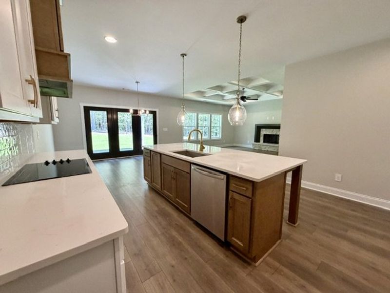 Furnished interior view inside a new home in Lakefield, Palmetto (Image 5).