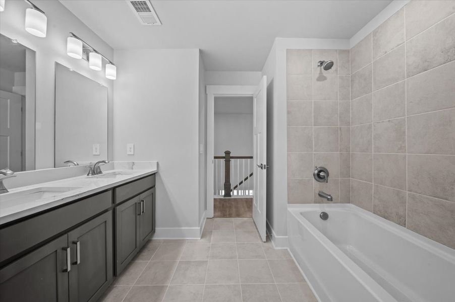 Furnished interior view inside a new home in Riverwood Farm, Piedmont (Image 9).