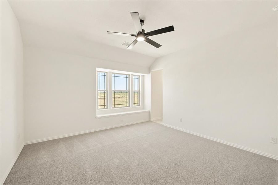Spacious, unfurnished interior of a new home in Wildflower Ranch 60-65, Fort Worth (Image 34). Spacious, unfurnished interior of a new home in Wildflower Ranch 60-65, Fort Worth (Image 34).