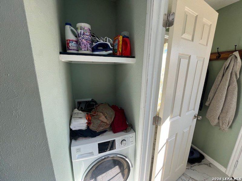 Image 21 of a home in .