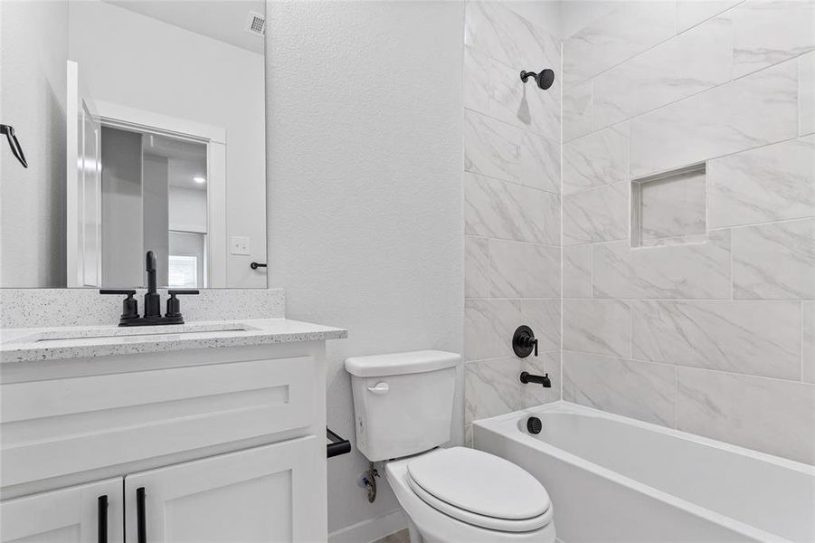 Furnished interior view inside a new home in , Celeste (Image 11).