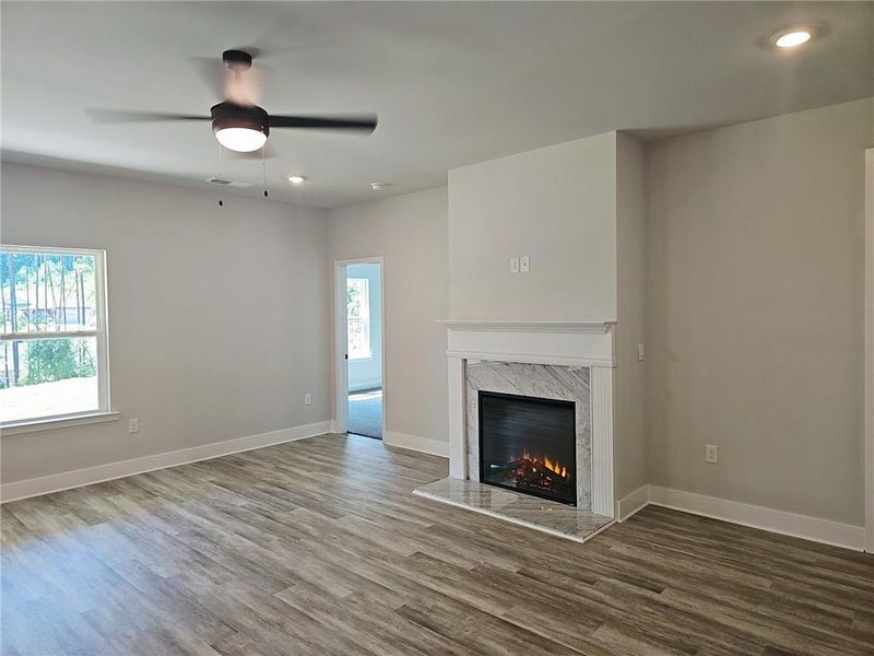 Spacious, unfurnished interior of a new home in Bramlett Ridge, Dallas (Image 17). Spacious, unfurnished interior of a new home in Bramlett Ridge, Dallas (Image 17).