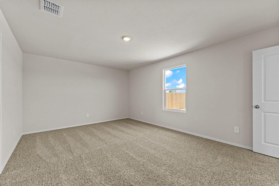 Spacious, unfurnished interior of a new home in Ladera, Luling (Image 19). Spacious, unfurnished interior of a new home in Ladera, Luling (Image 19).