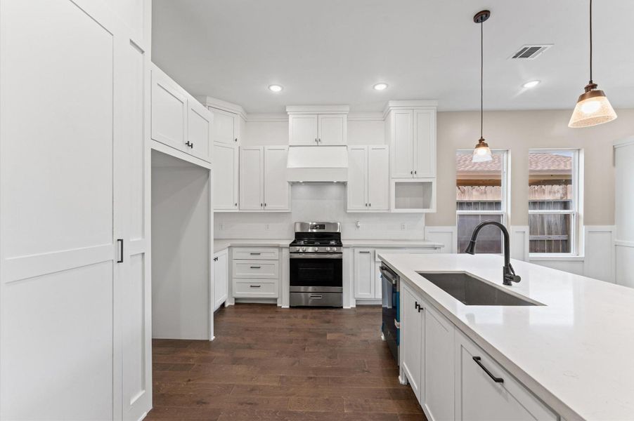 Furnished interior view inside a new home in , Houston (Image 11).