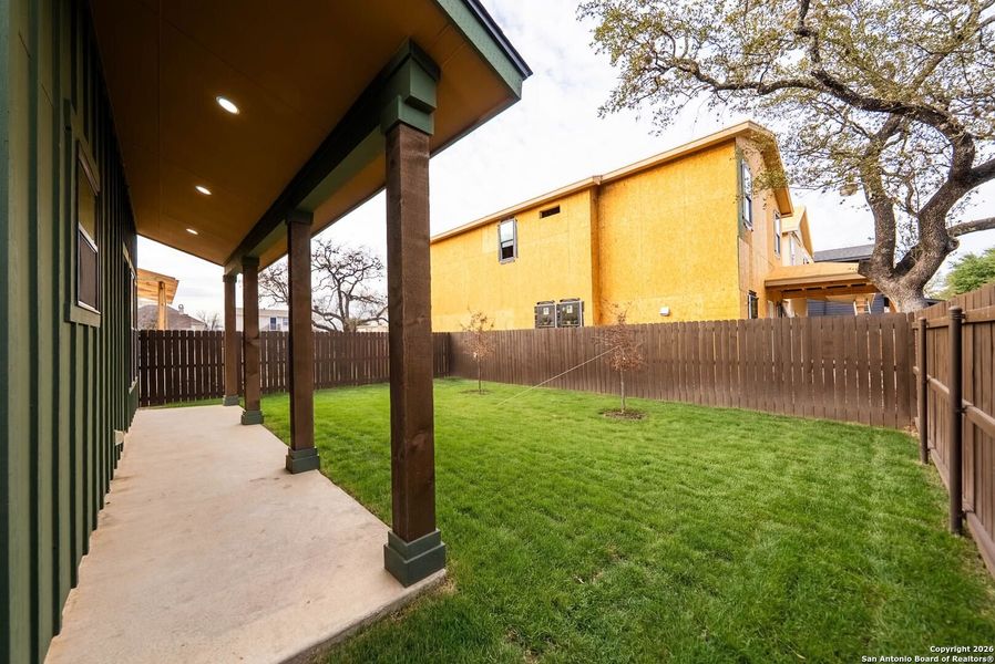 Exterior details and patio area of a home in , San Antonio (Image 4).