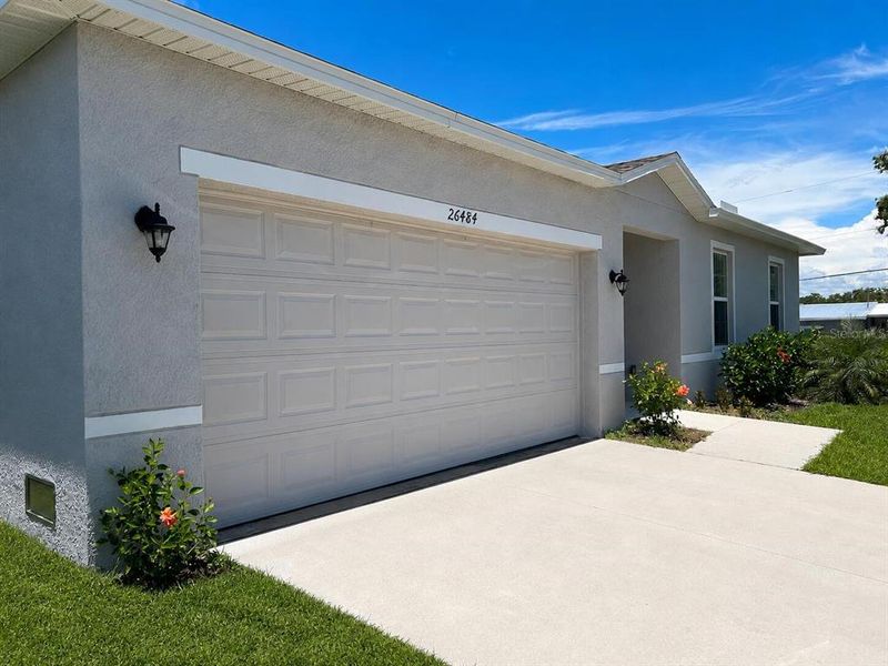 Exterior details and patio area of a home in , Punta Gorda (Image 26).