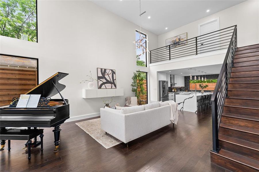 Furnished interior view inside a new home in , Dallas (Image 6).