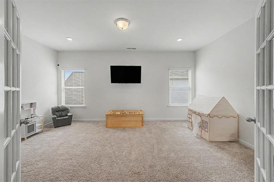 Image 32 of a home in . Image 32 of a home in .