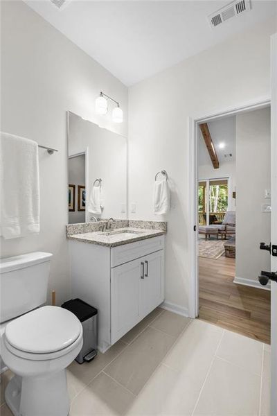 Furnished interior view inside a new home in , Waleska (Image 36).